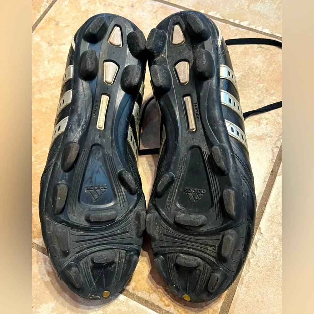 Adidas TraXion Soccer Cleats Firm  Ground Black Gray Retro 2005 Big Boy 5.5_9